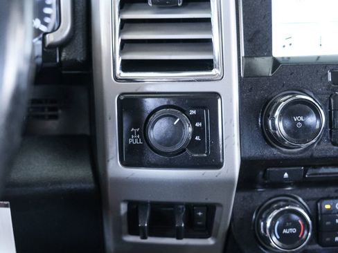 Used 2017 Ford F250 Lariat w/ Lariat Value Package image 51