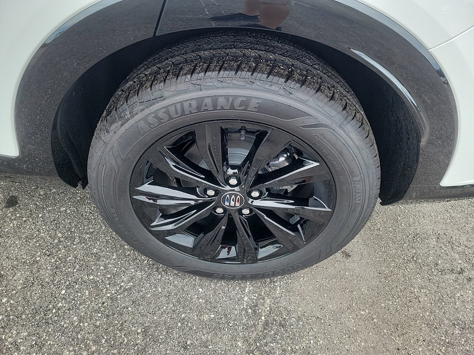 New 2026 Buick Envista Sport Touring w/ Convenience I Package FWD image 8