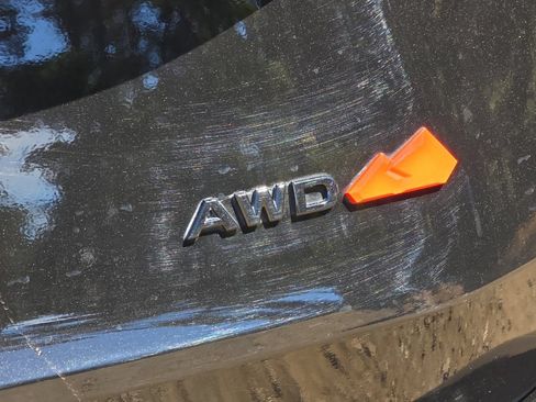 Used 2026 Nissan Rogue SV AWD/4WD image 23