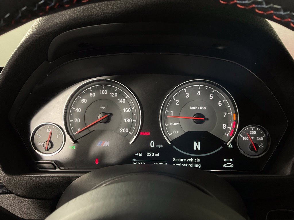 Used 2020 BMW M4 Coupe w/ Competition Package RWD image 26