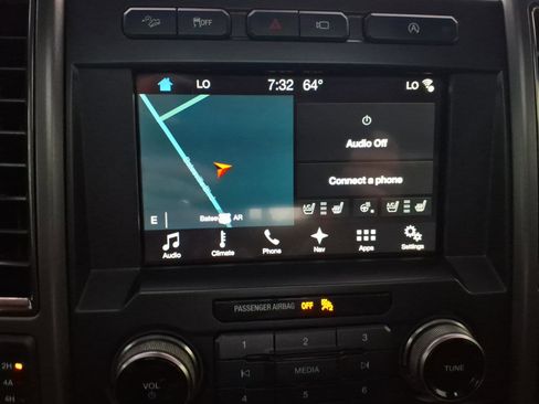 Used 2018 Ford F150 Raptor w/ Equipment Group 802A Luxury image 16