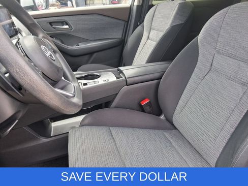 Used 2023 Nissan Rogue SV FWD image 14