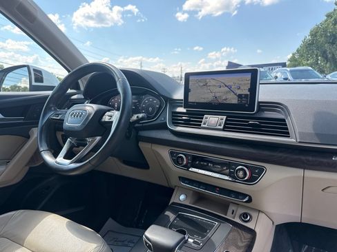 Used 2018 Audi Q5 2.0T Premium Plus w/ Premium Plus Package AWD/4WD image 37