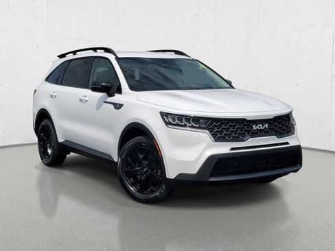 Used 2022 Kia Sorento S AWD/4WD image 2