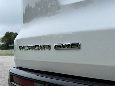 Used 2025 GMC Acadia Denali w/ Super Cruise Package AWD/4WD image 16