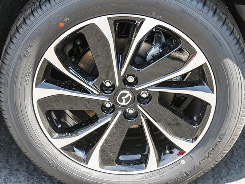 New 2025 MAZDA CX-5 AWD 2.5 S w/ Preferred Package image 11