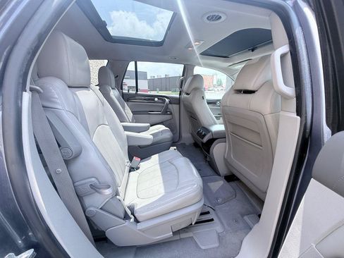 Used 2014 Buick Enclave Leather w/ Trailering Provision Package FWD image 9