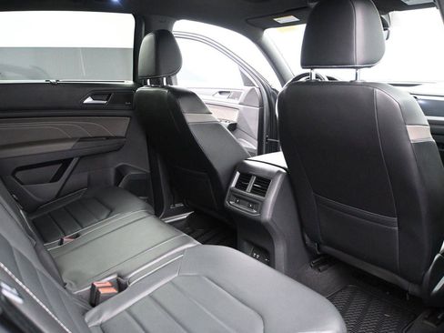 Used 2022 Volkswagen Atlas Cross Sport SEL Premium R-Line AWD/4WD image 16