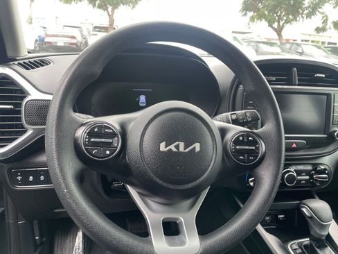 Used 2024 Kia Soul LX w/ Option Group 015 image 28