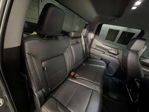 Used 2025 Chevrolet Silverado 1500 LTZ RWD image 27
