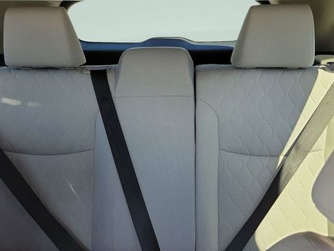 Used 2022 Toyota Corolla Cross L image 13