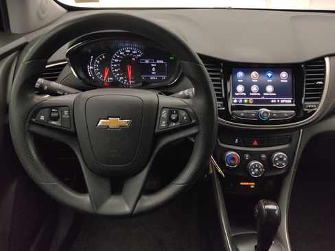 Used 2020 Chevrolet Trax LS w/ Tint and Cruise Package FWD image 22