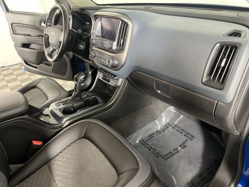 Used 2022 Chevrolet Colorado Z71 AWD/4WD image 26