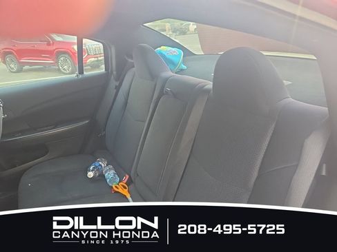 Used 2012 Chrysler 200 Touring w/ Cold Weather Group FWD image 9
