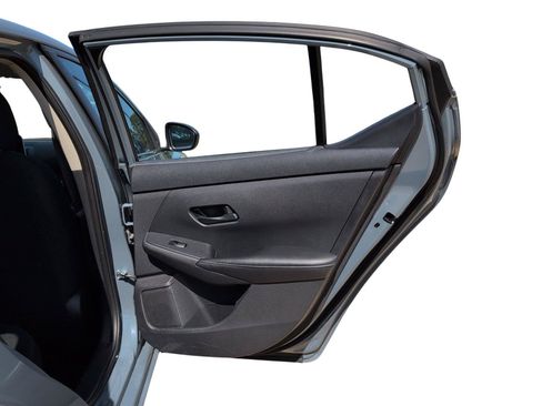 Used 2024 Nissan Sentra SV FWD image 20