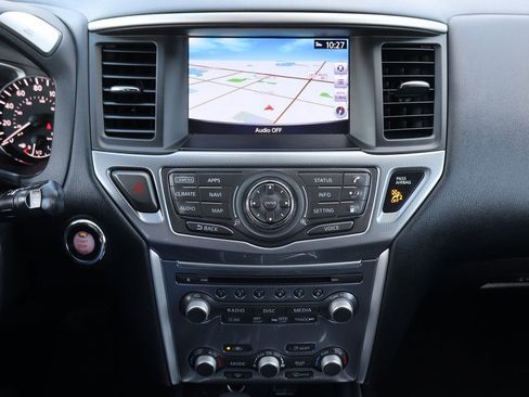 Used 2019 Nissan Pathfinder SL image 36