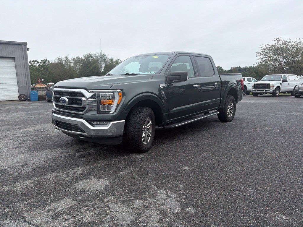 Used 2021 Ford F150 XLT w/ Equipment Group 302A High AWD/4WD image 3
