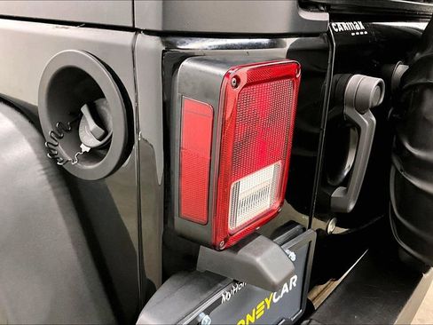 Used 2016 Jeep Wrangler Unlimited Sport w/ Quick Order Package 24S image 23