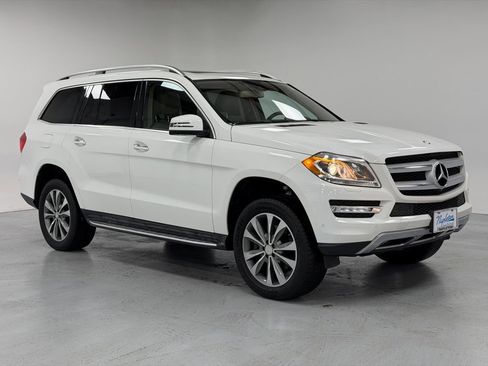 Used 2016 Mercedes-Benz GL 450 4MATIC image 4