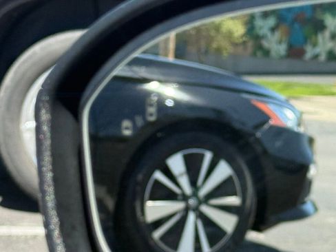 Used 2020 Ford Fusion SEL FWD image 42