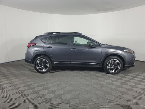 Used 2025 Subaru Crosstrek 2.5i Limited w/ Crosstrek Mirror Package image 3