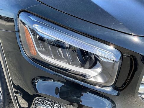 New 2026 Mercedes-Benz GLB 250 image 18