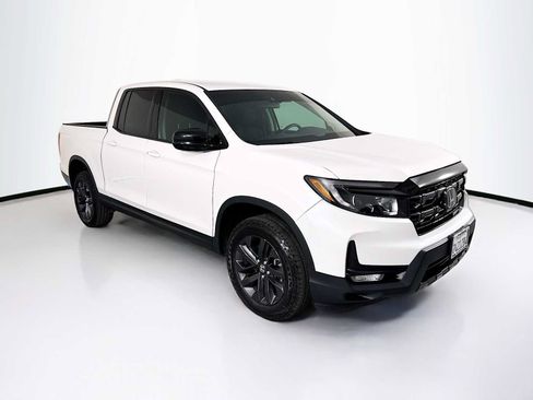 Certified 2024 Honda Ridgeline Sport image 1