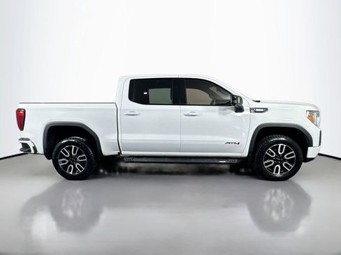 Used 2021 GMC Sierra 1500 AT4 w/ Driver Alert Package II AWD/4WD image 4