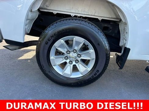 Used 2021 Chevrolet Silverado 1500 LT image 7