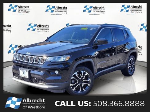 Used 2023 Jeep Compass Limited AWD/4WD image 1
