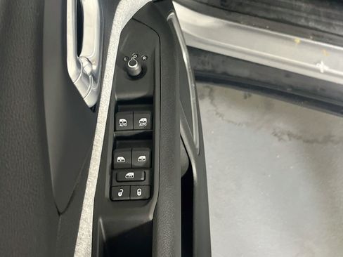 Used 2022 Jeep Compass Latitude w/ Convenience Group AWD/4WD image 17