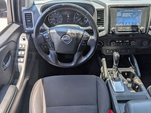 Certified 2023 Nissan Frontier SV w/ SV Convenience Package AWD/4WD image 12