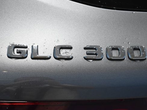 Used 2022 Mercedes-Benz GLC 300 4MATIC image 28