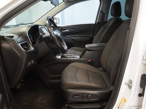 Used 2018 Chevrolet Equinox LT FWD image 5