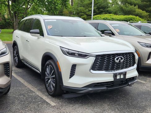 Used 2023 INFINITI QX60 Sensory w/ Cargo Package AWD/4WD image 1