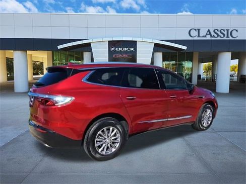 Used 2024 Buick Enclave Premium image 8