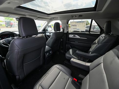 New 2026 Ford Explorer Active w/ Active Comfort Package AWD/4WD image 19