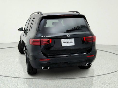 New 2026 Mercedes-Benz GLB 250 image 11