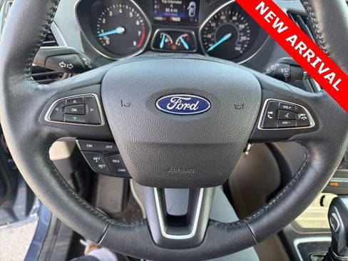 Used 2018 Ford Escape SEL image 13