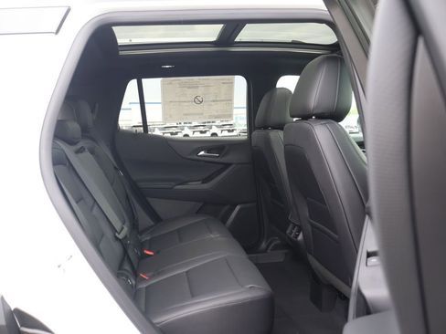 New 2026 Chevrolet Equinox LT w/ Convenience Package II FWD image 41