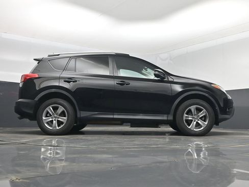 Used 2015 Toyota RAV4 XLE image 16
