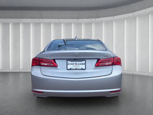Used 2018 Acura TLX w/ Technology Package FWD image 4