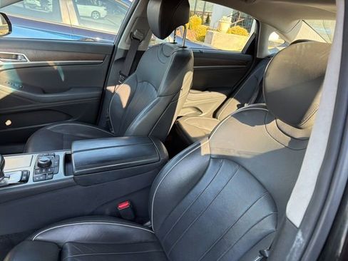 Used 2018 Genesis G80 3.8 w/ Option Group 03 image 14