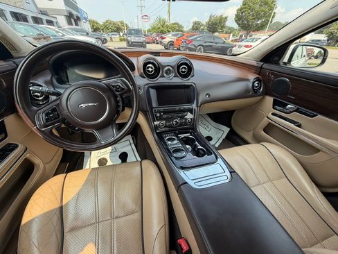 Used 2013 Jaguar XJ L Portfolio AWD/4WD image 18