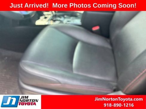 Used 2020 Toyota 4Runner Venture w/ Moonroof Package AWD/4WD image 7