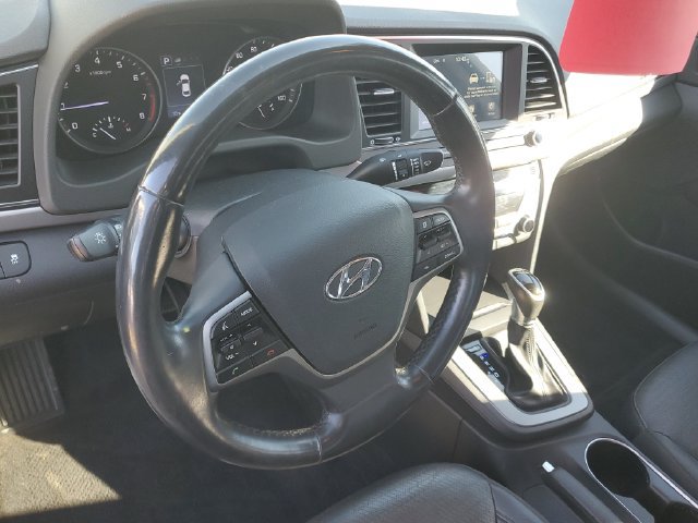 Used 2017 Hyundai Elantra Limited FWD image 12