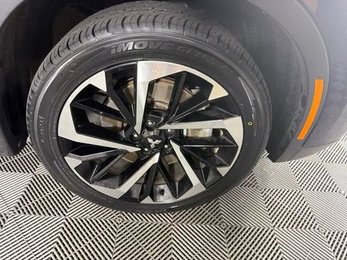 Used 2024 Mitsubishi Outlander SE AWD/4WD image 23