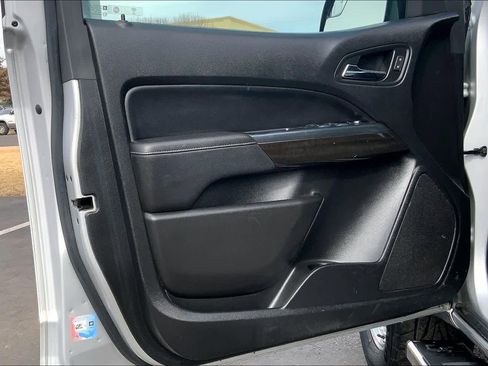 Used 2018 GMC Canyon SLT w/ Driver Alert Package image 22