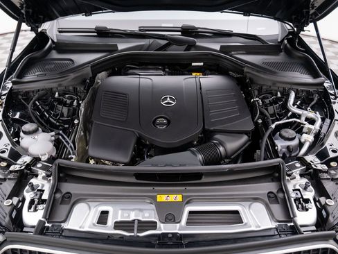 New 2026 Mercedes-Benz GLC 300 4MATIC image 32