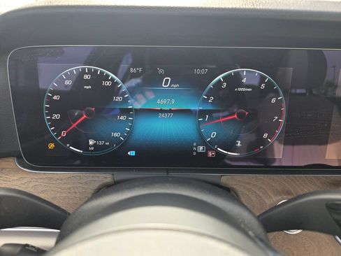 Used 2022 Mercedes-Benz E 350 Sedan image 17